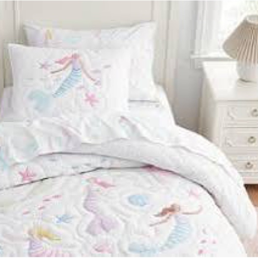 PotteryBarn RETIRED Bailey Mermaid quilt SET